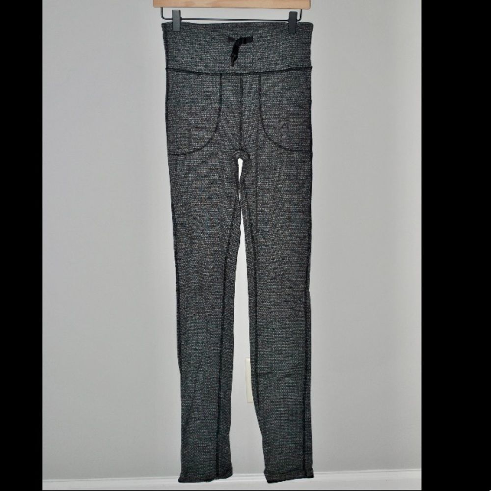 Lululemon High Waisted Pant TALL